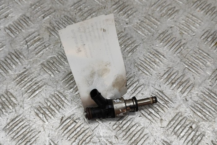 Injector de combustibil BENTLEY CONTINENTAL Coupe 3W_ 2013 OEM: 1079036N | 31880838