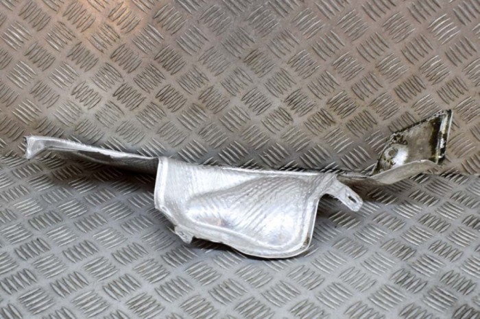 Protecție termică MASERATI LEVANTE SUV M161 2023 OEM: 670174329 | 21094149