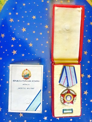 C582-I-RPR Ordinul Meritul militar cu Brevet 1957 Clasa a 2-Bronz aurit emailat. foto