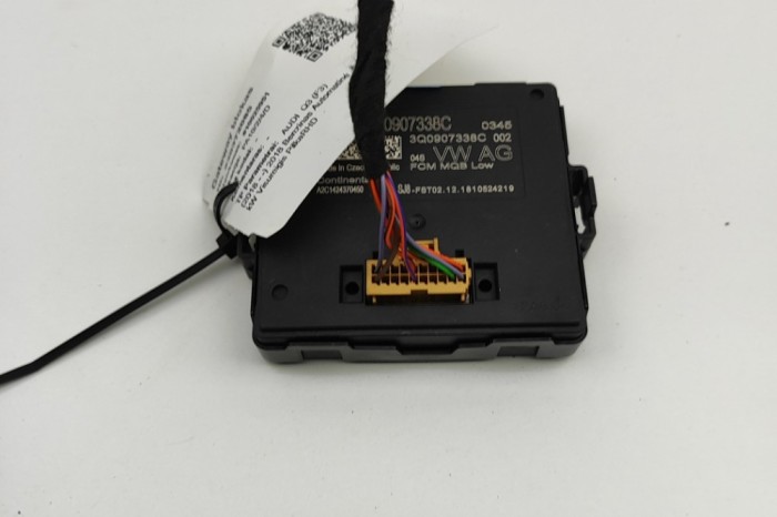 Modul de control far AUDI Q3 F3 2018 OEM: 3Q0907338C,A2C1424370450 30372085