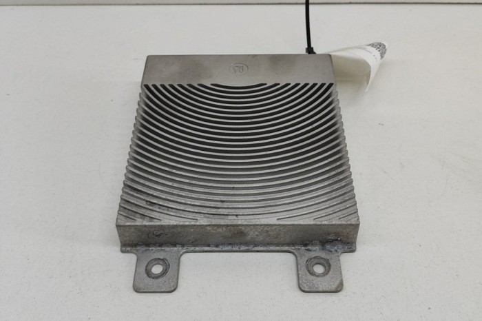 Amplificator de sunet FORD KUGA III DFK 2023 OEM: LJ6T-18T806-CC,18B849,F027010000 | 26584832