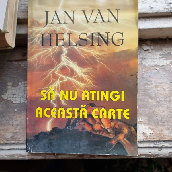 SA NU ATINGI ACEASTA CARTE - JAN VAN HELSING