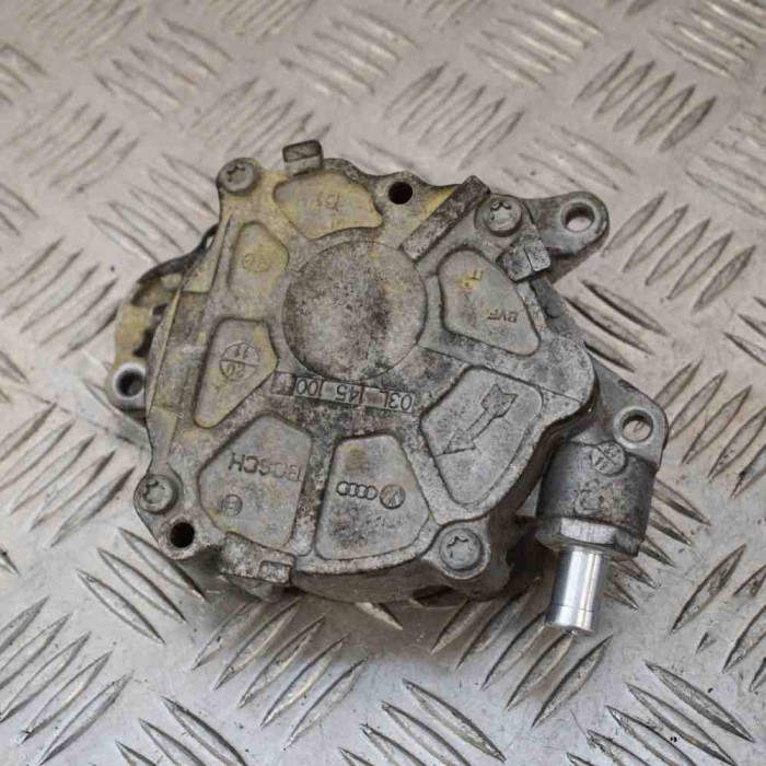 Pompa de vacuum VW PASSAT Variant B7 365 2011 OEM: 03L145100