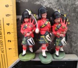 Britains LTD Hong Kong 1/32 garda scotiana vintage anii 60-70 figurine 3 plus 2