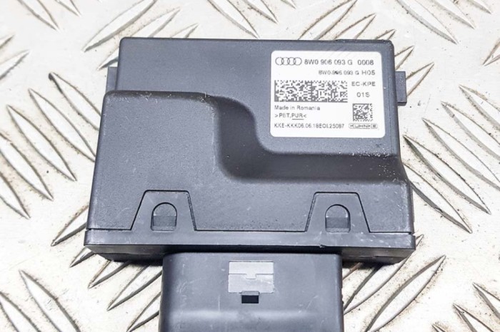 Unitate de control pompa de combustibil AUDI A5 F53 2018 OEM: 8W0906093G | 11806237