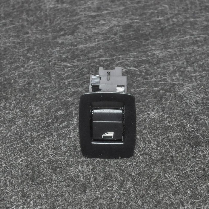 Buton geam ușă dreapta spate BMW X3 F25 2011 OEM: 9202019 2797200