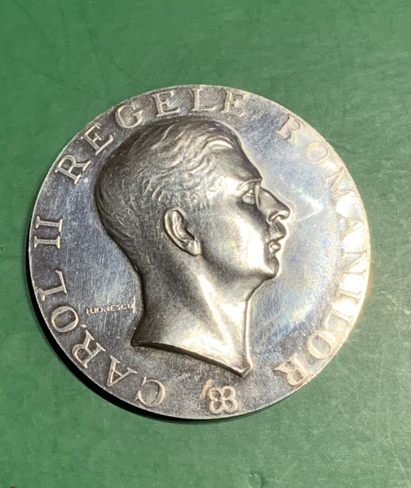 Medalia Carol al II regele rom&acirc;nilor argint