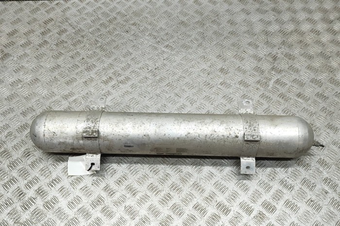 Rezervor de aer JAGUAR I-PACE X590 2018 OEM: J9D3-5B709-AB 31692266