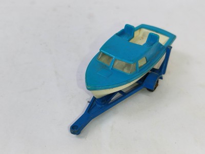 bnk jc Matchbox 9d Boat and Trailer foto