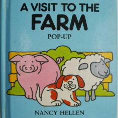 A Visit to the Farm (Pop-Up) – Nancy Helen