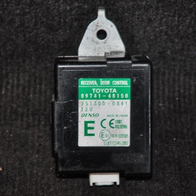 Alt modul de control LEXUS RX _U3_ 2005 OEM: 251300-084189741-48150 2101793 foto