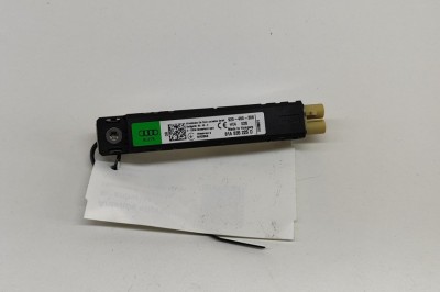 Amplificator de antena AUDI Q2 GA 2021 OEM: 81A035225D 28294164 foto