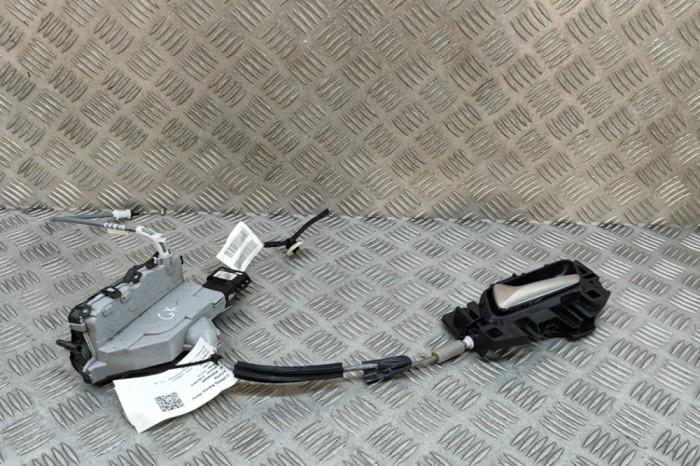 &Icirc;ncuietoare ușă st&acirc;nga spate OPEL CORSA F 2023 OEM: 98201553,9829285580 28596606