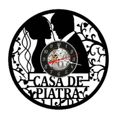 Ceas de perete decorativ realizat din disc de vinil, Model Nunta Casa de Piatra cu Mire si Mireasa, Negru, 30 cm