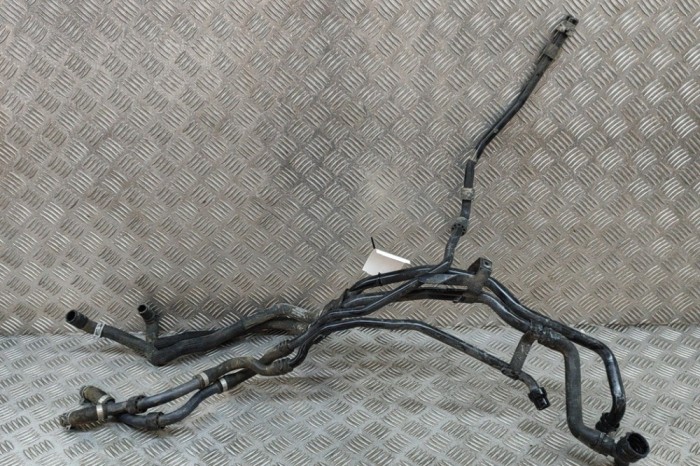Furtun de lichid de răcire VW PASSAT Variant B8 3G5 2021 OEM: 5Q0819350E | 25247308