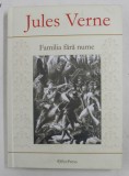 FAMILIA FARA NUME de JULES VERNE , 2011 *PREZINTA PETE PE BLOCUL DE FILE