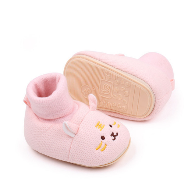 Botosei roz cu ciorapel - Kitty (Marime Disponibila: 3-6 luni (Marimea 18