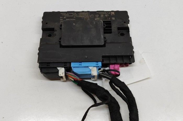 Unitate de control Gateway AUDI A5 F53 2018 OEM: 8W5907468F,8W5907468E,A2C76331400 | 31952886
