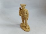 bnk jc Romania - figurine de plastic - marinar - figurina de Busteni rara