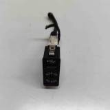 Port USB/AUX-In BMW X1 F48 2016 OEM: 9266607 | 32054375