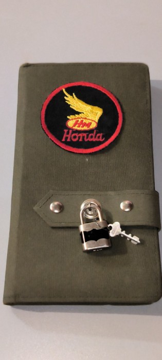 PT. COLECTIONARI&nbsp; BLOC - NOTES&nbsp; VINTAGE HONDA PT, MUZEU DECOR PANOPLIE&nbsp;