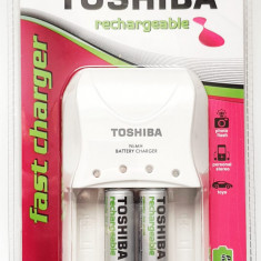 Incarcator + 2 acumulatori AA, 2000 mAh - Toshiba