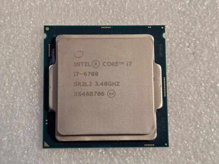 Procesor Intel Core i7-6700, 3.4GHz, Skylake, 8MB, Socket 1151 - poze reale