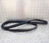 Garnitura ușă dreapta față TESLA MODEL Y 2021 OEM: 1497673-00-A,1497674-00-A