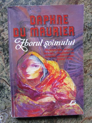 ZBORUL SOIMULUI-DAPHNE DU MAURIER foto