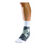 Cumpara ieftin Mueller Adjust-to-Fit Ankle Support orteză pentru gleznă 1 buc