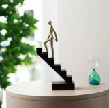Statueta motivationala, scara unei persoane catre succes, Topautochei&reg;