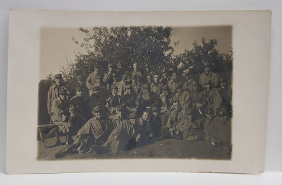 GRUP DE OFITERI DIN DIVIZIA I -A LA SCOALA DE TRAGERE DIN SF. GHEORGHE , FOTOGRAFIE TIP CARTE POSTALA , 1928 foto