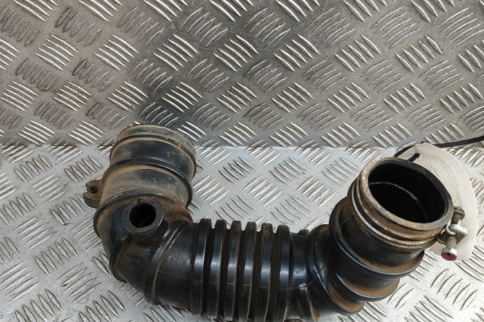 Furtun intercooler MITSUBISHI PAJERO IV V8_W, V9_W 2007 OEM: 1505A209,1505A208 | 32144447
