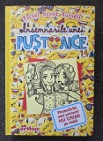 INSEMNARILE UNEI PUSTOAICE - Rachel Renee Russell (vol. 14)