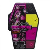 MONSTER HIGH NEON FRIGHTS PAPUSA DRACULAURA SuperHeroes ToysZone, Mattel