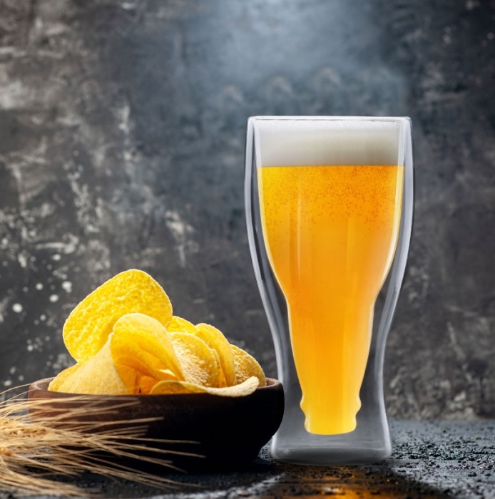 Pahar cu pereți dubli - 350 ml - pentru bere, frappe și răcoritoare