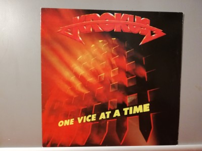 Krokus &amp;ndash; One Vice At A Time (1982/Arista/RFG) - Vinil/Vinyl/Nou (M) foto