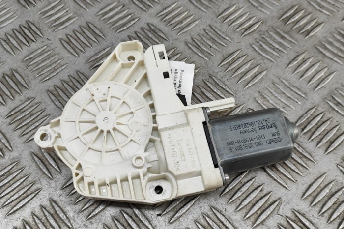 Motor macara geam ușă dreapta față VW SHARAN 7N1, 7N2 2011 OEM: 8K0959801B 31047962
