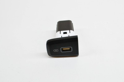USB HYUNDAI TUCSON NX4E, NX4A 2021 15231430 foto