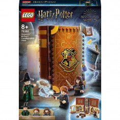 LEGO Harry Potter 76382 Hogwarts Moment: Transfiguration Class 241 piese foto