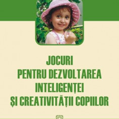 Jocuri pentru dezvoltarea inteligenţei şi creativităţii copiilor - Paperback brosat - C.J. Simister - Polirom