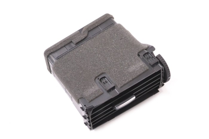Gura de ventilație planșa de bord MAZDA CX-5 KE, GH 2014 OEM: KD45-6491X,KF68-6491X 12646661