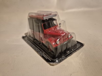 PMG 20 (GAZ 69) - 1/43 foto