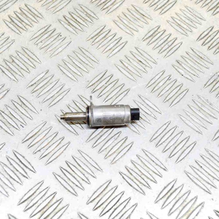 Supapa solenoid AUDI A3 Limousine 8VS, 8VM 2015 OEM: 06E103697M 12447434