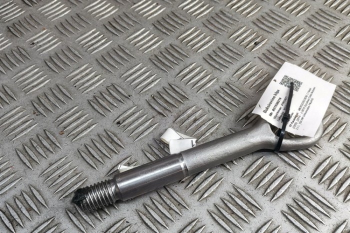 C&acirc;rlig de remorcare MERCEDES-BENZ C T-Model S205 2015 OEM: A2058903214 | 31556219