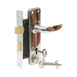 Broasca pentru usa cu silduri nichelate 57x100x60 mm, cu maner