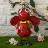 Figurine Decorativă Metalică Buburuță cu Flori și Miscare pentru Grădină, CMCLASS