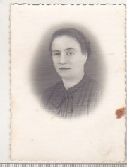 bnk foto - Portret de femeie - Foto Corso Bucuresti 1941 foto