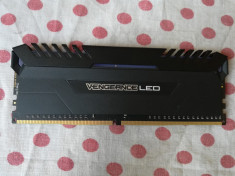 Memorie ram Corsair Vengeance White LED 8 GB DDR4 2666MHz. foto