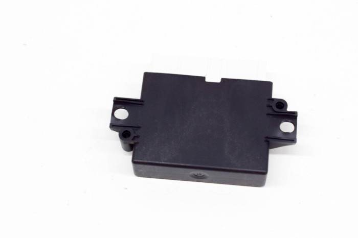 Modul de control ușă st&acirc;nga spate TESLA MODEL X 2020 OEM: 1055891-00-D 13847349